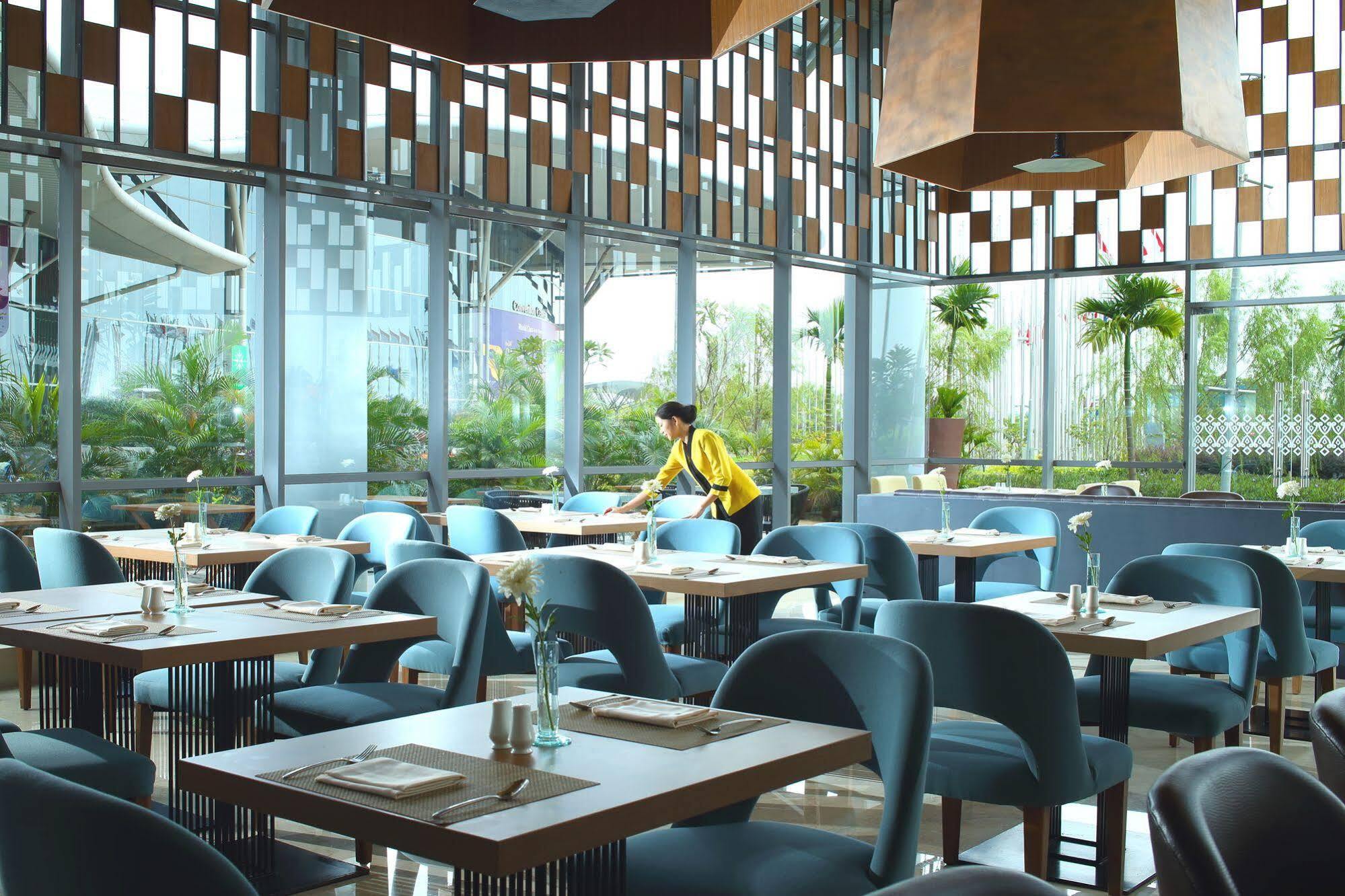 Hotel Santika Premiere Ice - Bsd City Serpong Εξωτερικό φωτογραφία